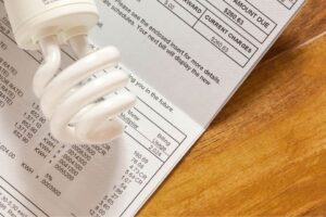 Empréstimo Crefaz: entenda o funcionamento do financiamento através da conta de luz